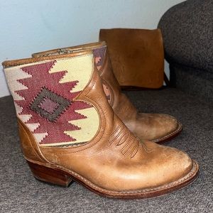 Artisan boots